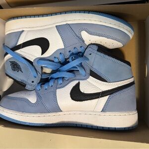 Nike Air Jordan 1 Retro High OG Black and Red Sneakers boys 6.5 women’s 8